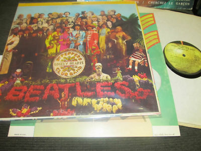 The Beatles Sgt. Pepper's Lonely hearts club band LP w/ INSERT apple USA peppers