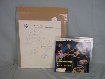The Shadows Signed EP 1961 Line Up 'Shadows To The Fore' & Autographed Letter