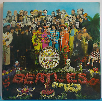 THE BEATLES Sgt. Pepper's Lonely Hearts Club Band Original UK MONO LP Peppers