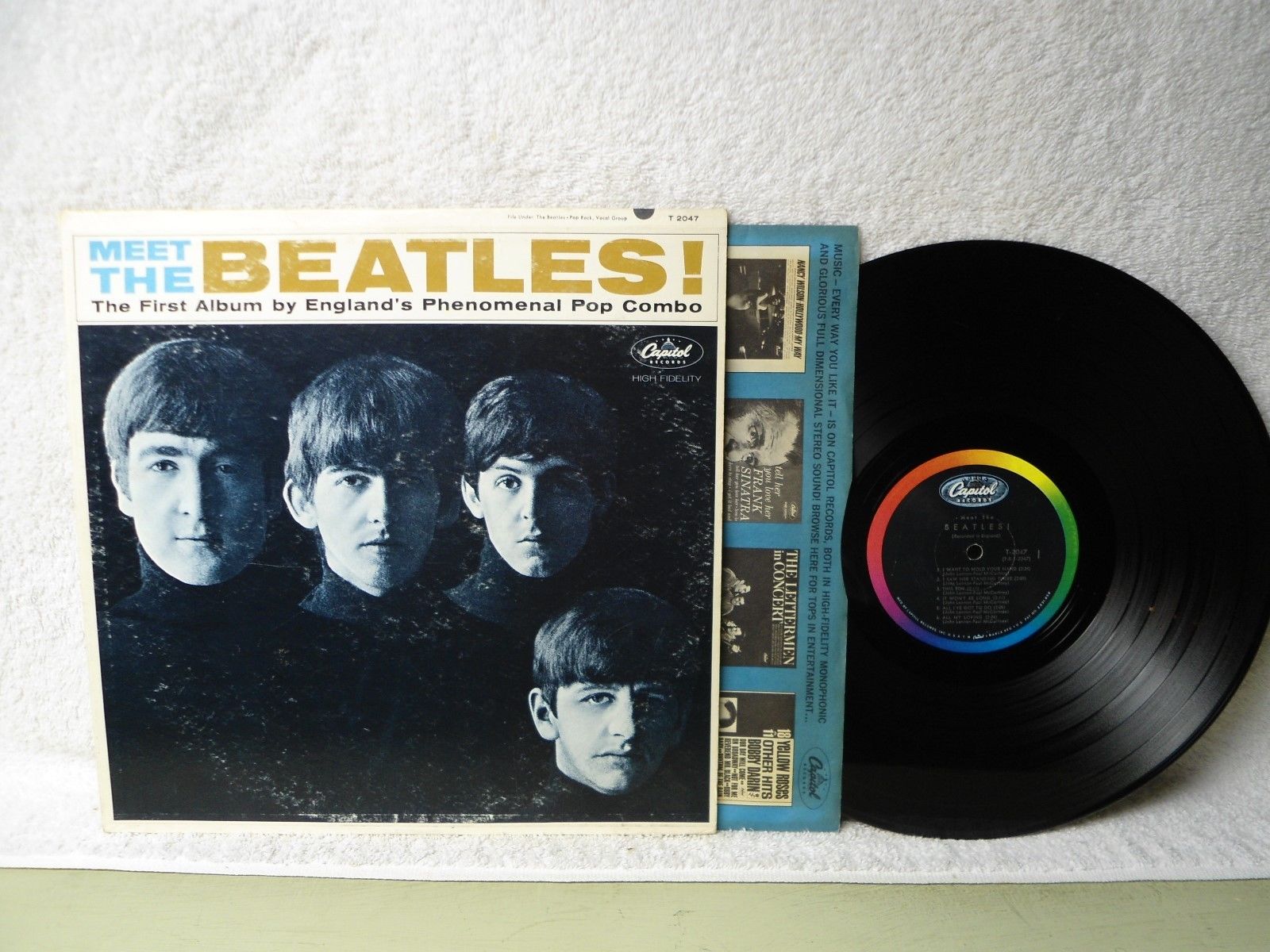 Meet The Beatles LP 1st Pressing T2047 NO PUBLISHING or George Martin Credits