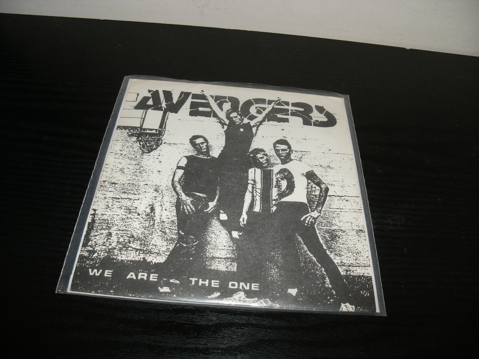 THE AVENGERS. WE ARE THE ONE  7" PS. (1977 ORIGINAL) USA PUNK ROCK. SEX PISTOLS.