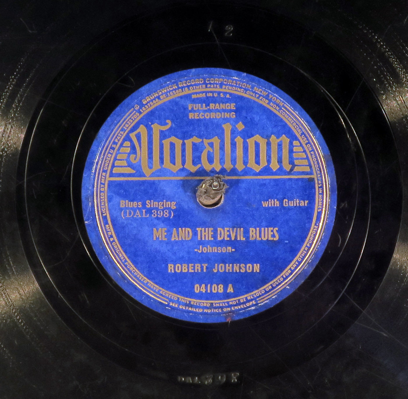 78 RPM -- Robert Johnson, Vocalion 04108 "Me And The Devil", E-/E-V+ Blues