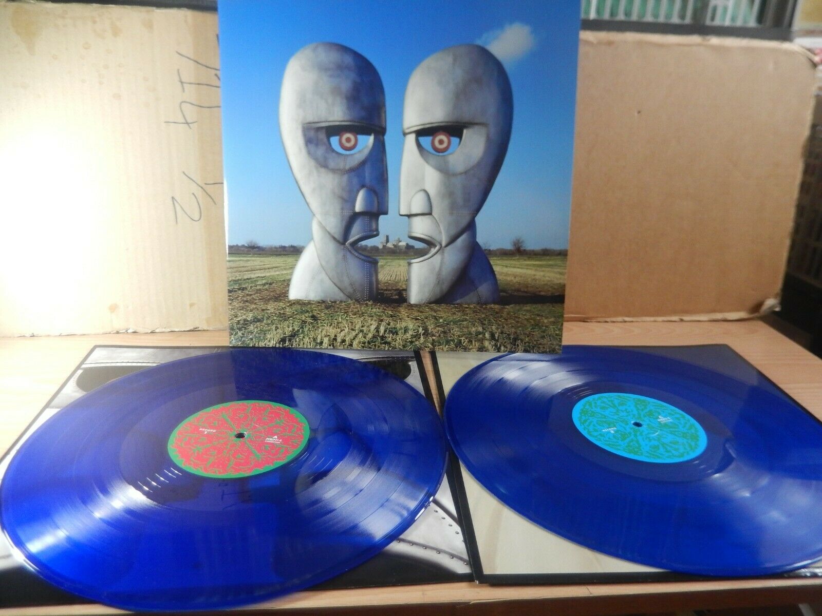 Pink Floyd - The Division Bell (Pink Floyd Records) 2 x Blue Vinyl LP SEALED