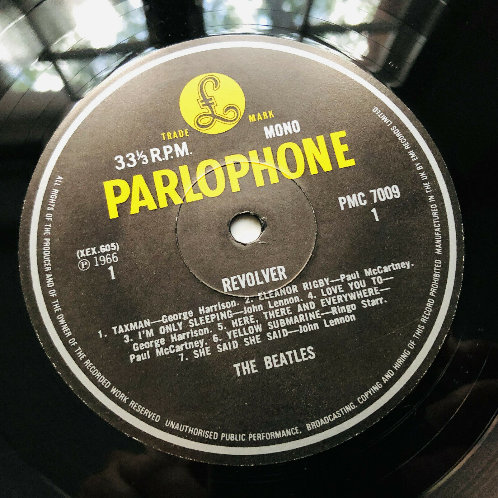 Pic 2 BEATLES / Revolver MONO  - Black & Yellow Parlophone 1981 LP Sounds LOVELY
