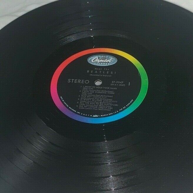 Pic 2 RARE “Meet the Beatles ” Vinyl
