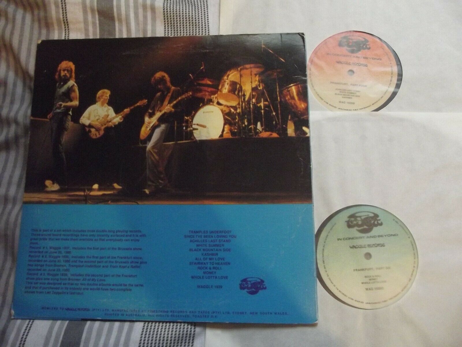 Pic 1 LED ZEPPELIN 2 LP 'DINOSAUR' LIVE IN GERMANY 1980.WAGGLE LABEL.NOT TMOQ,TAKRL