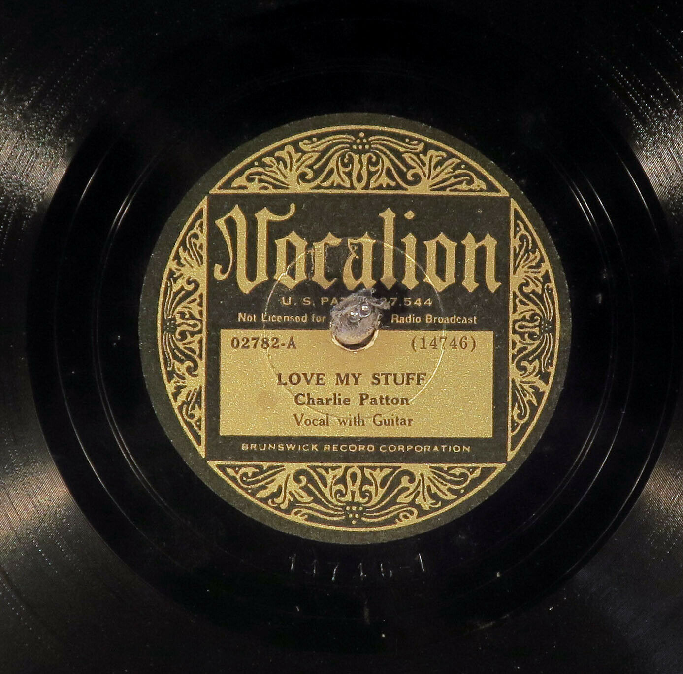 Pic 1 78 RPM -- Charlie Patton, Vocalion 02782, E+ Blues