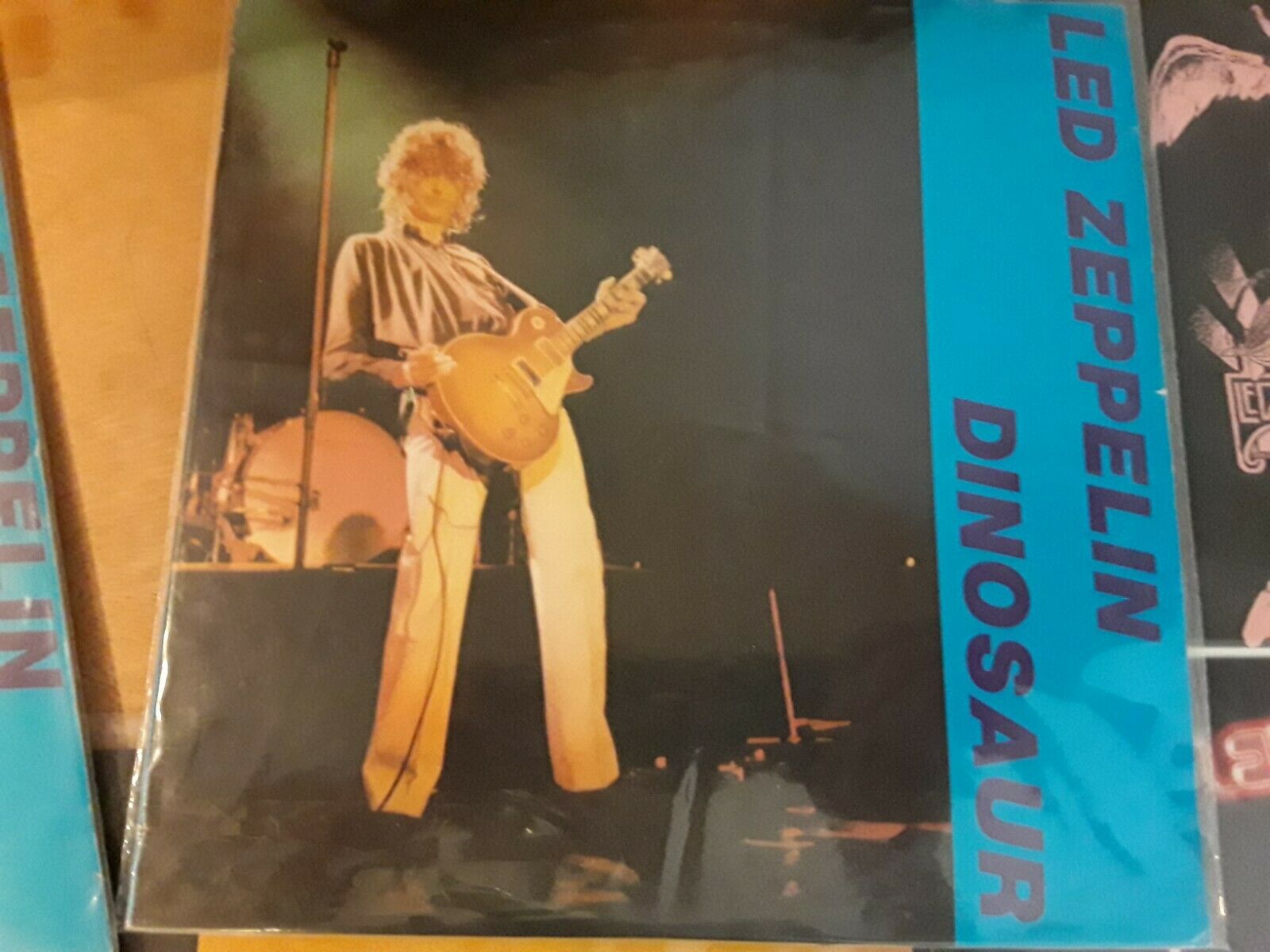 Led Zeppelin DOUBLE LIVE bootleg vinyl- DINOSAUR