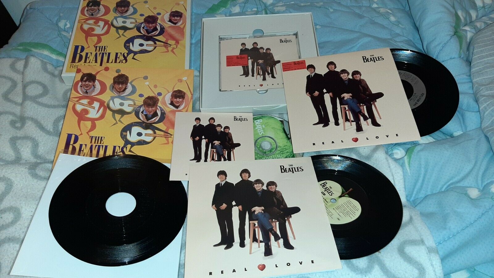 Pic 3 THE BEATLES I 3 BOX VINYL EXPERIENCE UFO MUSIC REAL LOVE LIVE AT BBC FREE AS A B