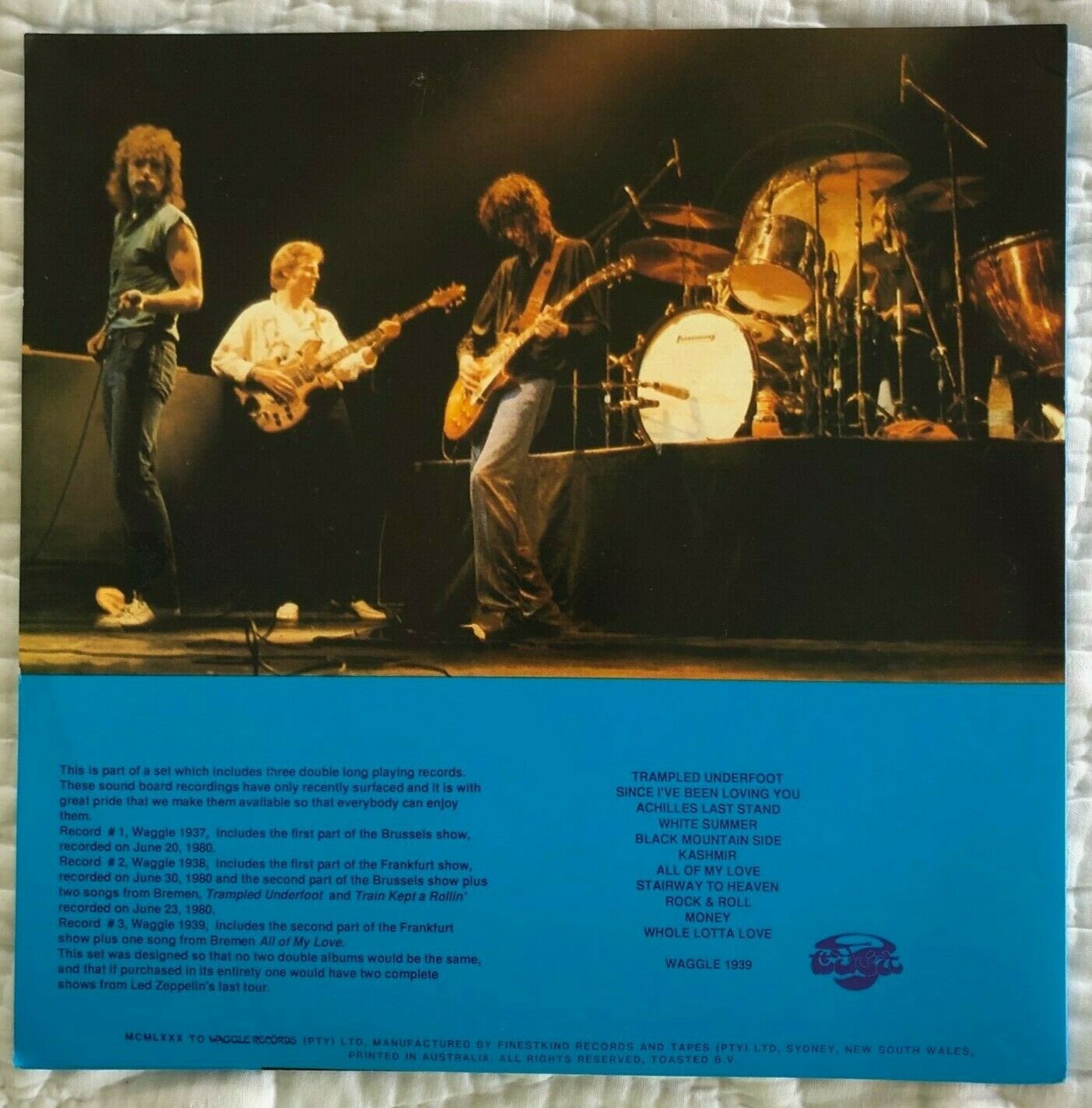 Pic 1 Led Zeppelin Dinosaur LIVE RARE VINYL 2 record set IMPORT Like New Condition